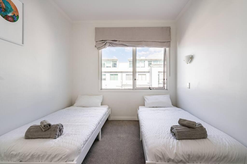Spacious Penthouse With Spectacular Harbour Views! Auckland Exterior photo